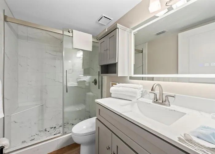 Apartment Seacrest 305 By Youngs Suncoast *